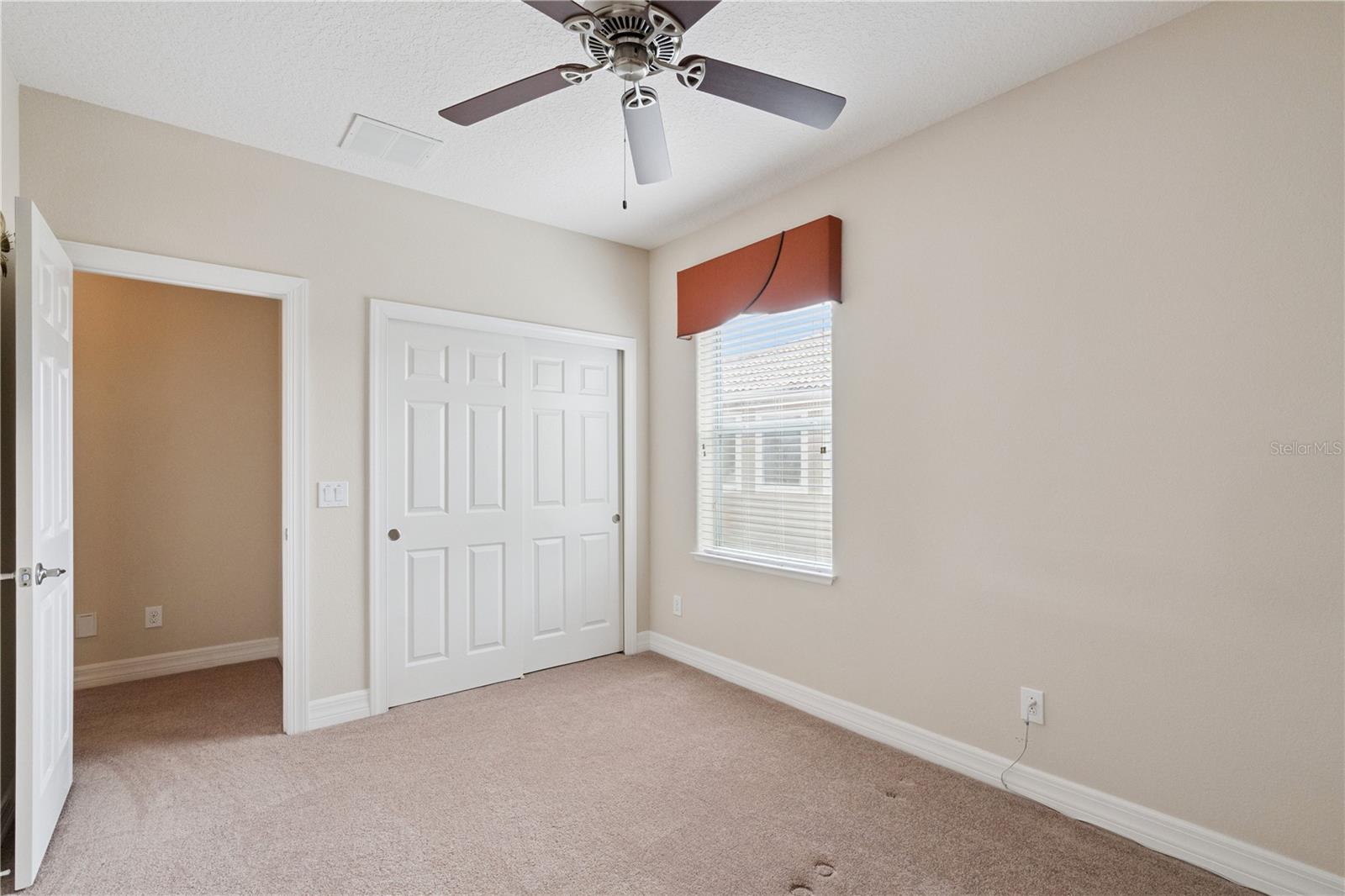 DRAYTON-PRESTON WOODS AT PROVIDENCE - Residential