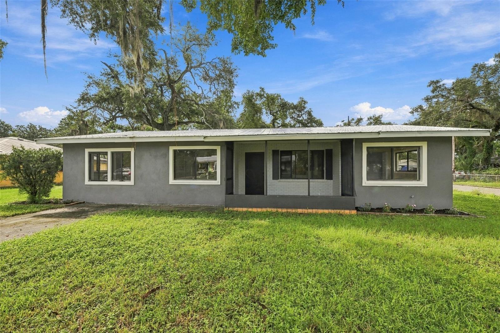 1717 8TH STREET W