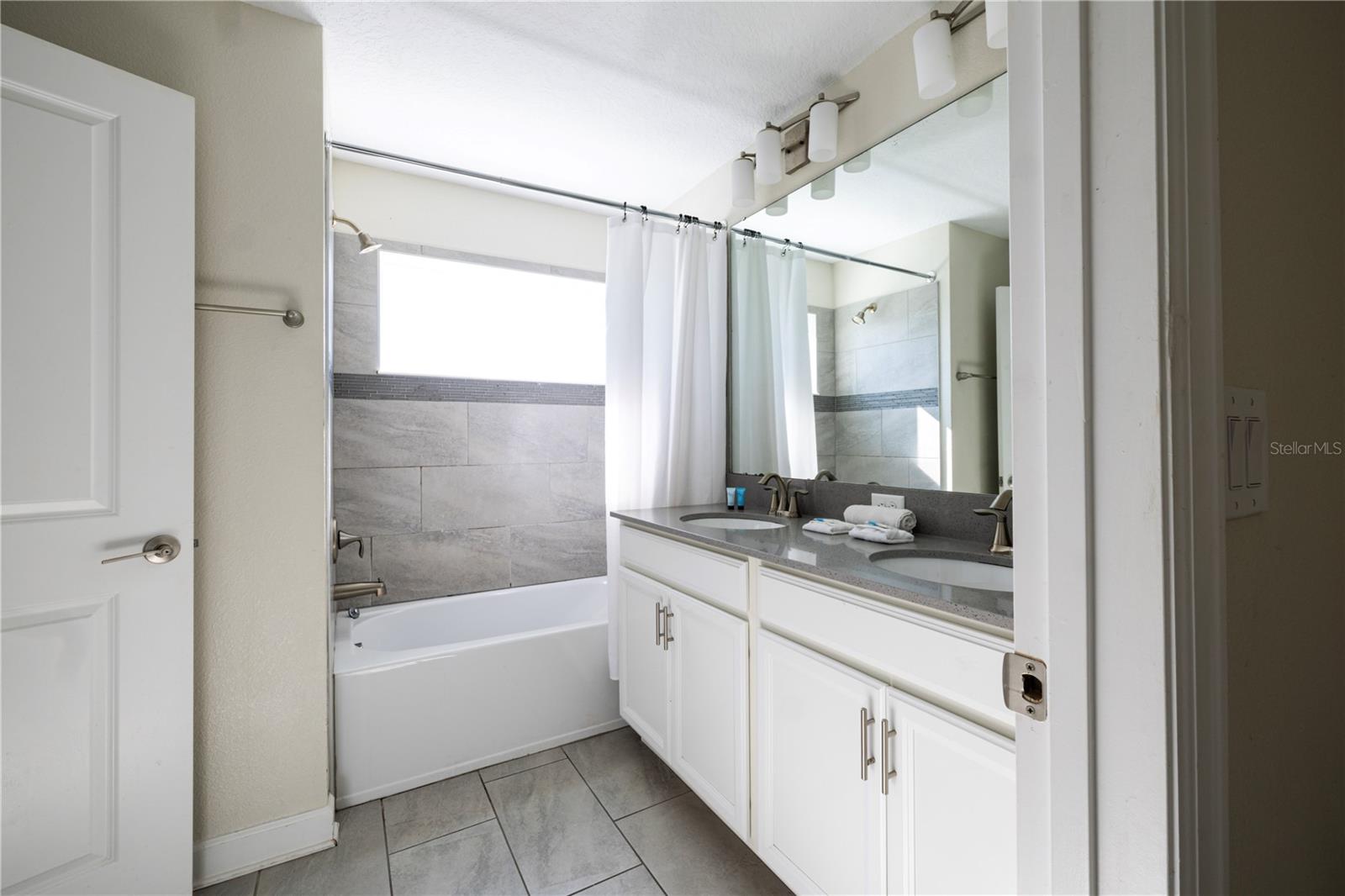 STONEYBROOK SOUTH NORTH PCL-PH - Residential