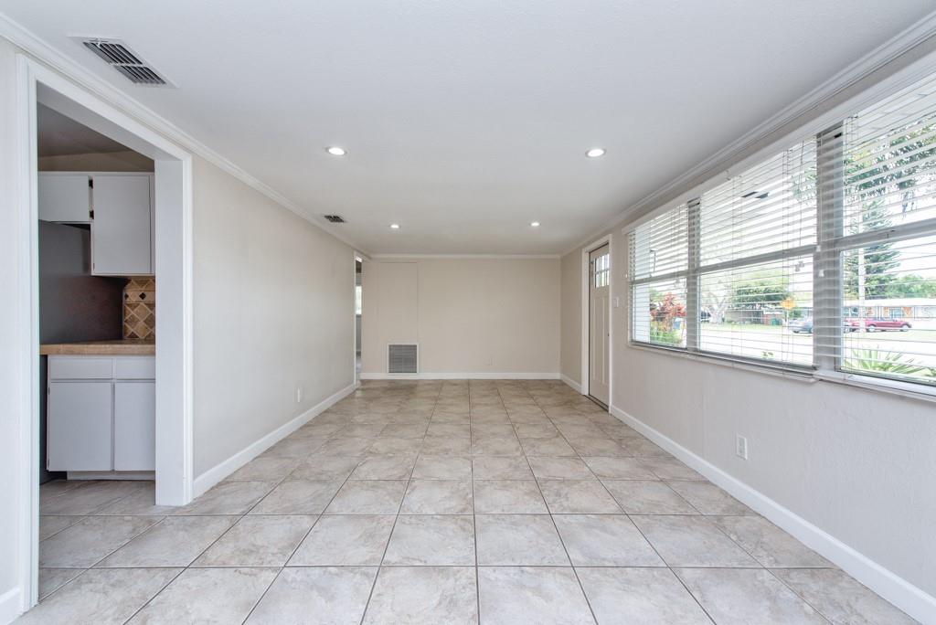 BAY BREEZE - Residential