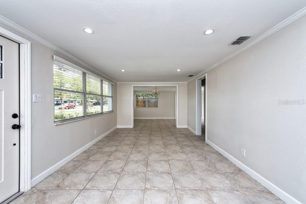 BAY BREEZE - Residential