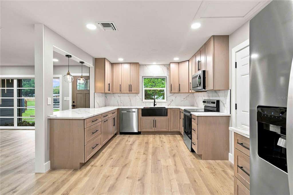 Photo of 2770 Wood Street, Sarasota, FL 34237 (MLS # A4701338)