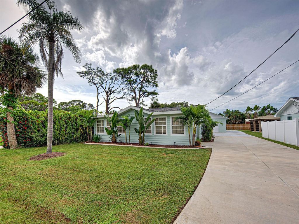 Photo of 415 Yale Street, Englewood, FL 34223 (MLS # D6144101)