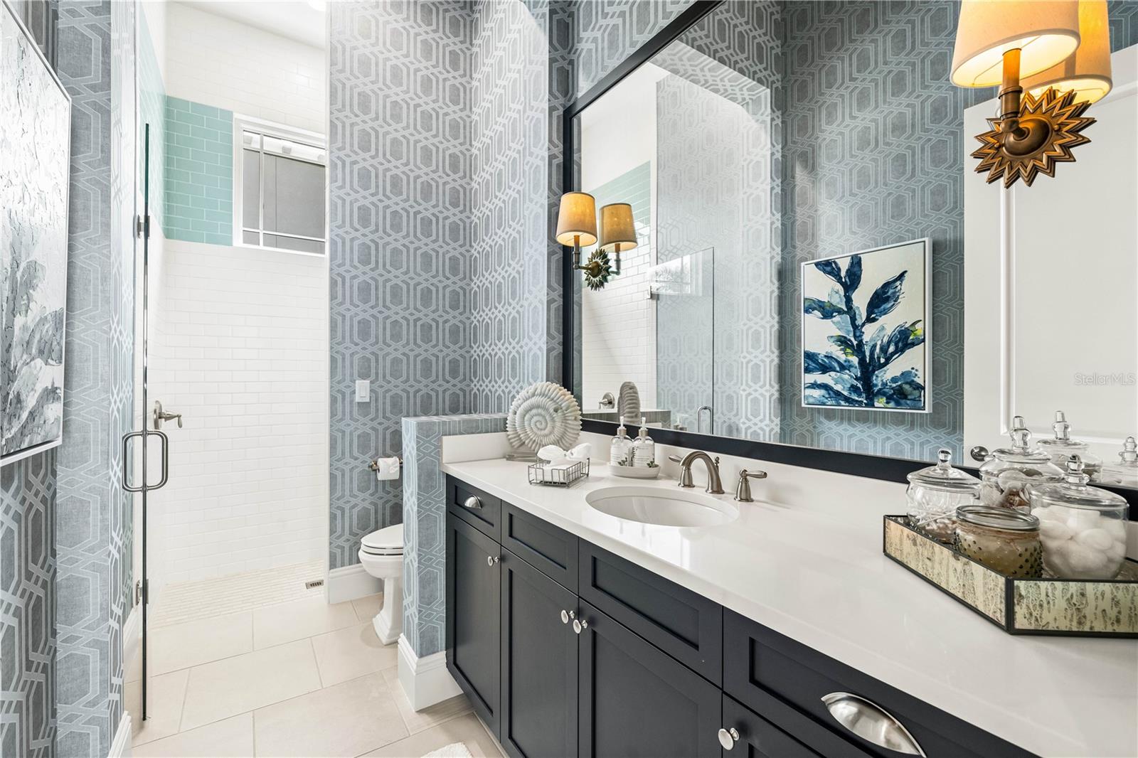 LAKE CLUB - Residential