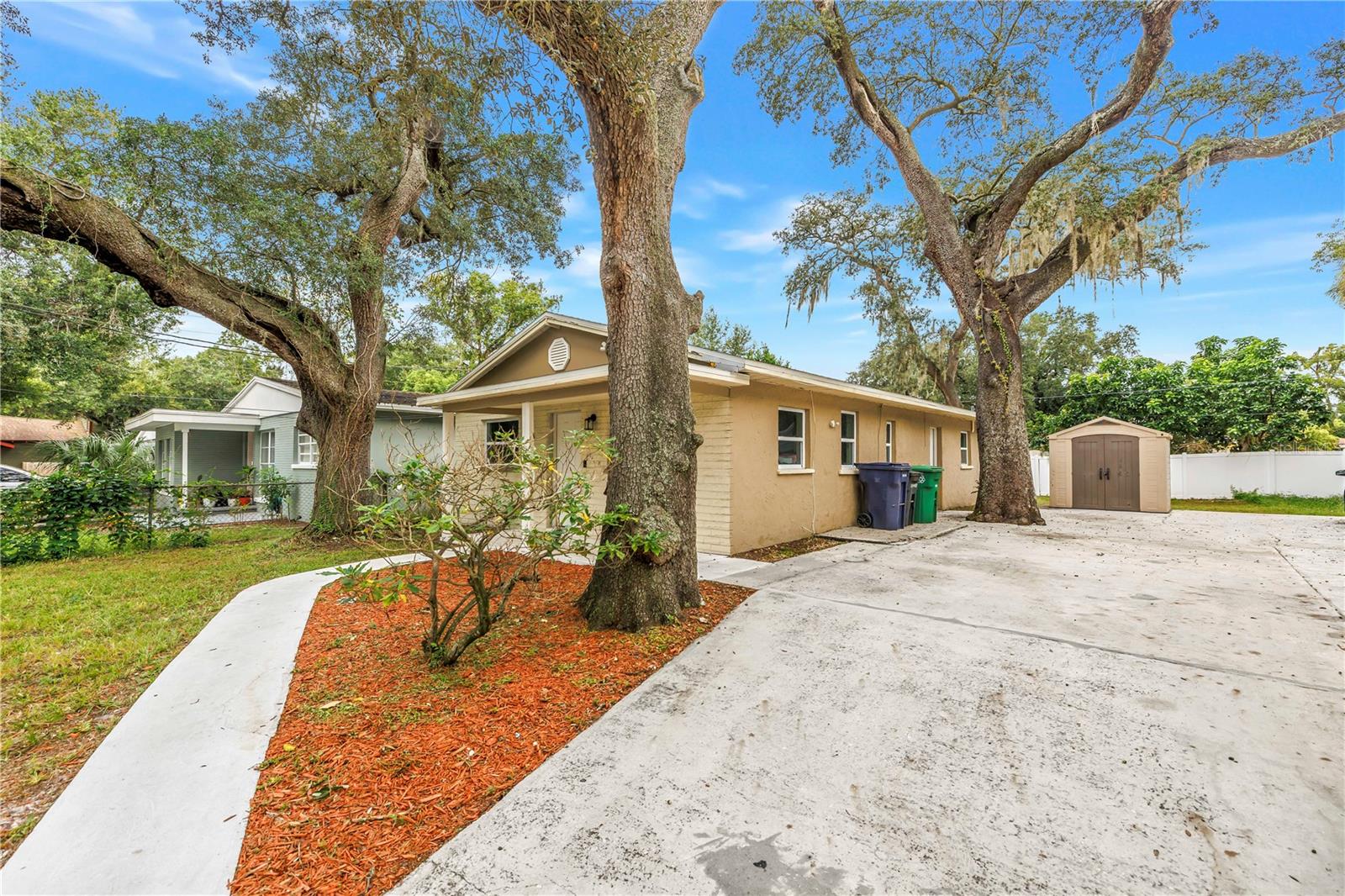 1306 E NEW ORLEANS AVENUE