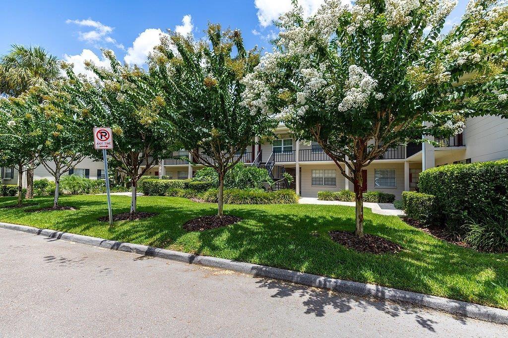 TAMPA BAYSHORE VILLAS CONDOMIN - Residential Lease