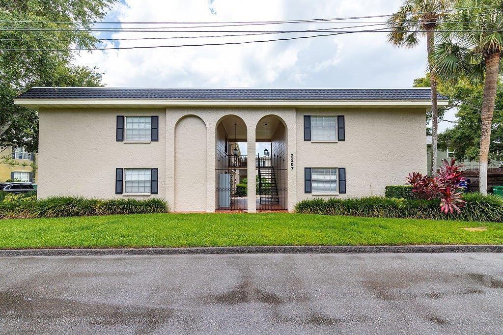 TAMPA BAYSHORE VILLAS CONDOMIN - Residential Lease