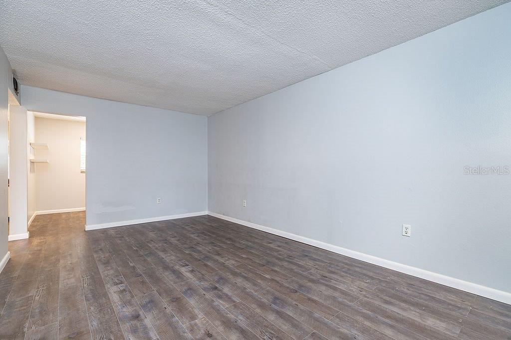 TAMPA BAYSHORE VILLAS CONDOMIN - Residential Lease