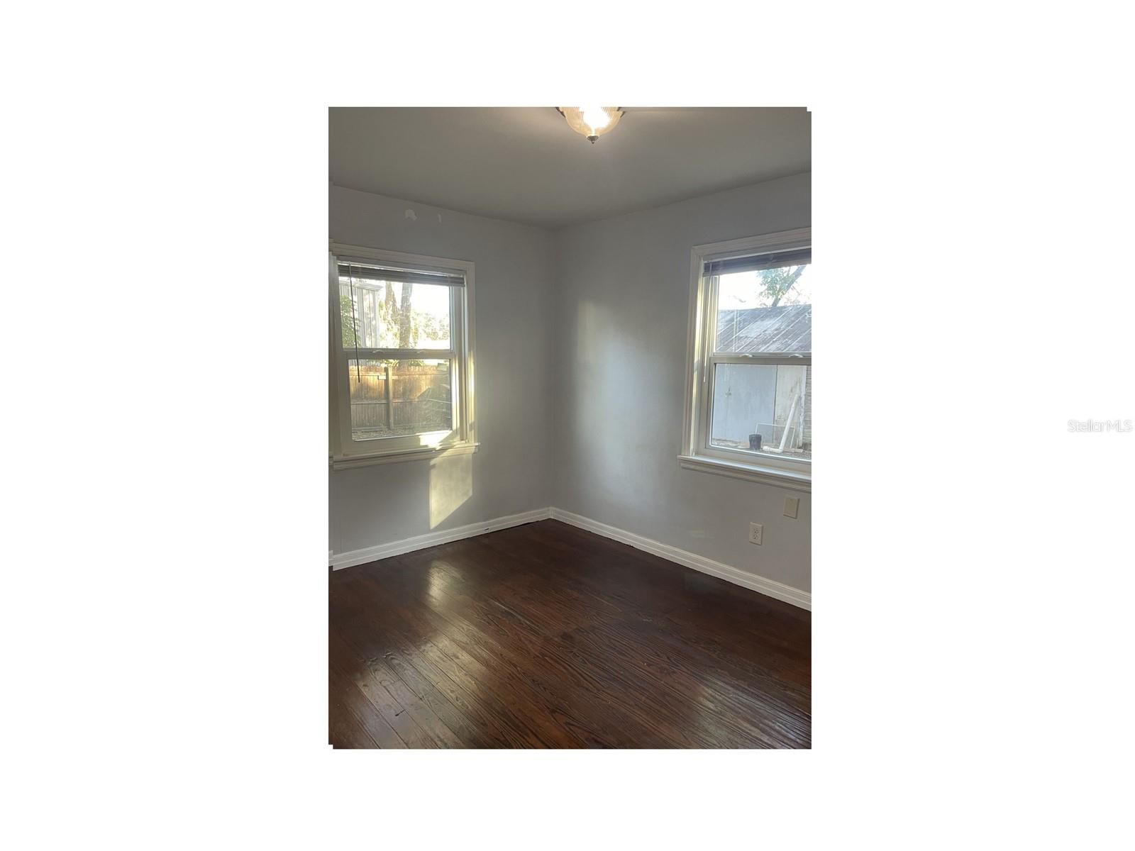 BELLEVIEW - Commercial Sale