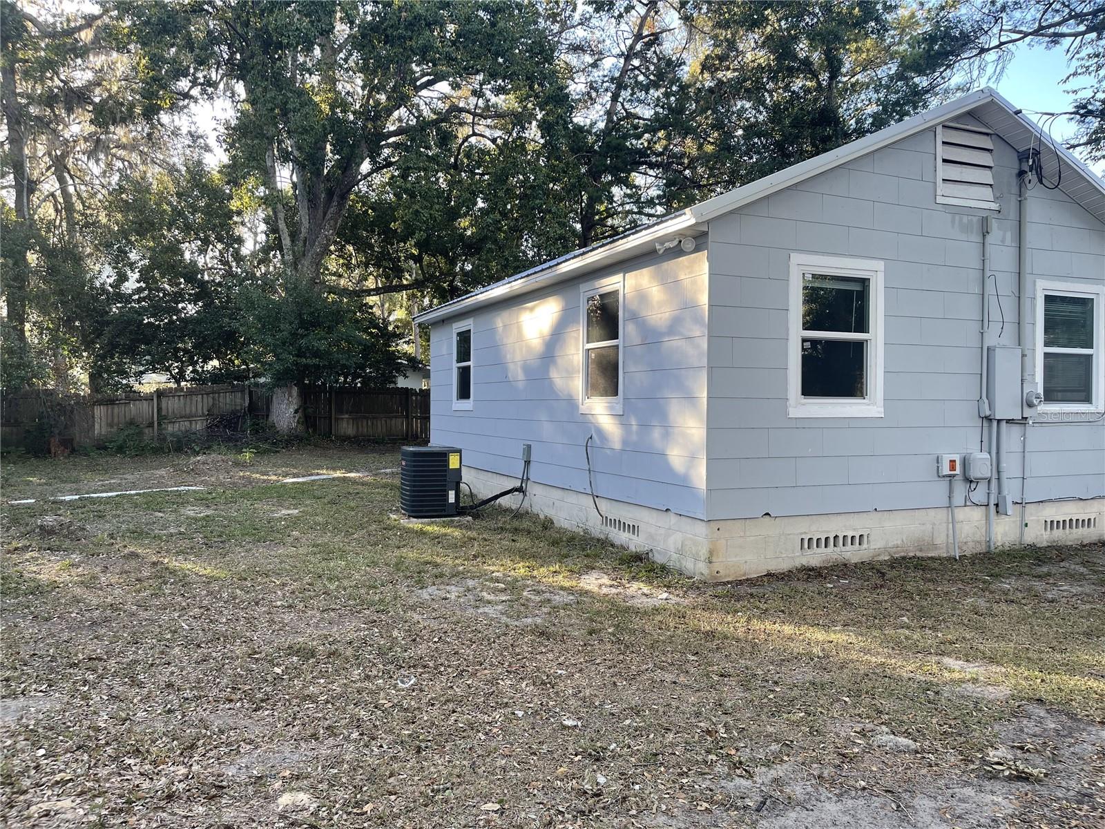 BELLEVIEW - Commercial Sale