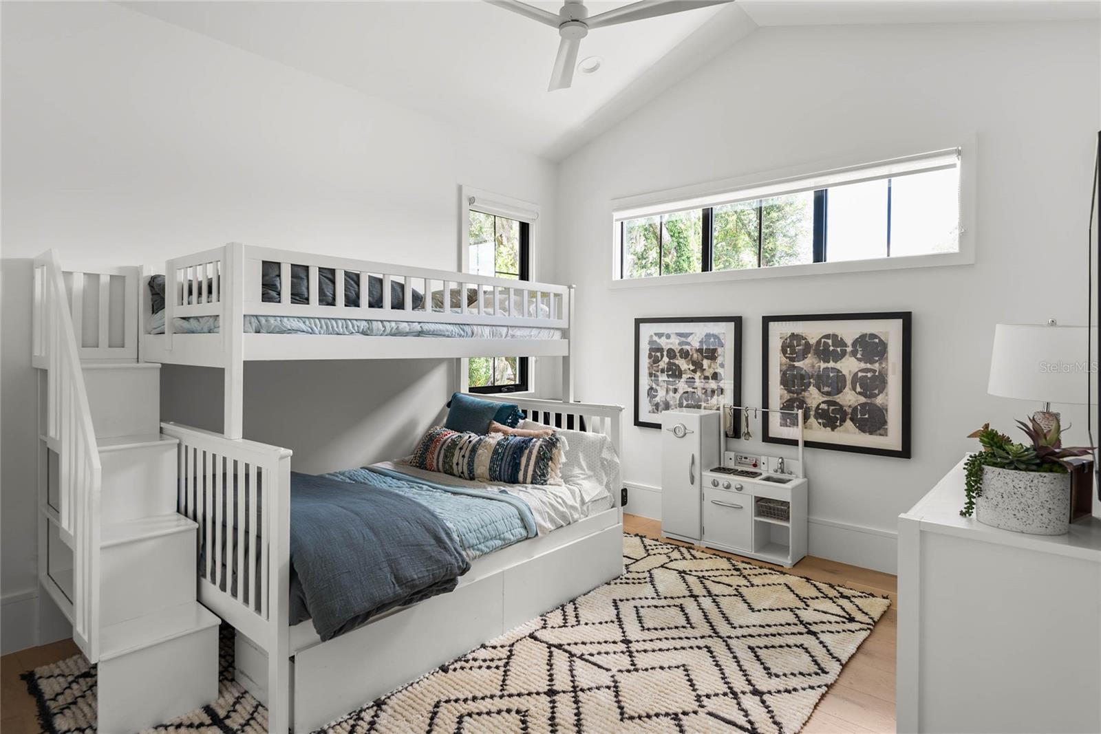 CHARMONT - Residential