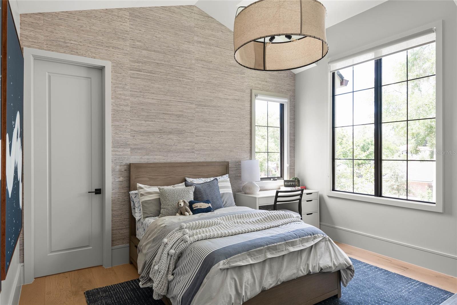 CHARMONT - Residential