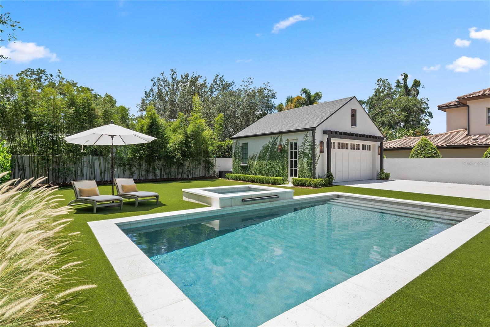 CHARMONT - Residential