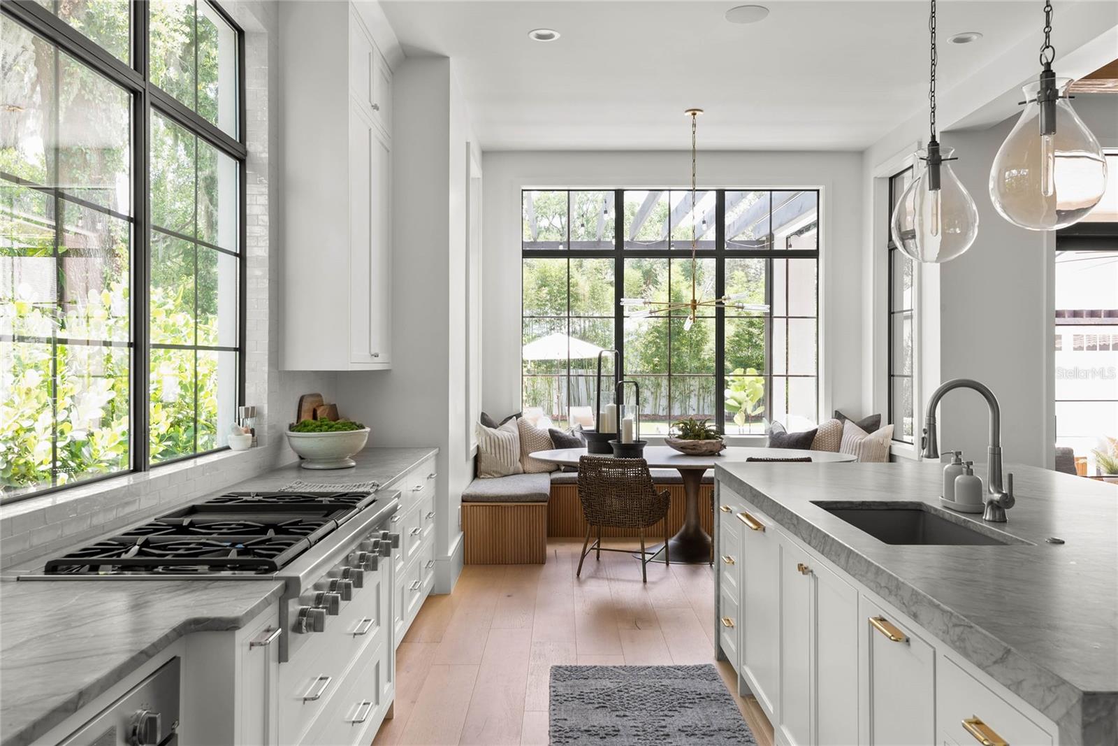 CHARMONT - Residential