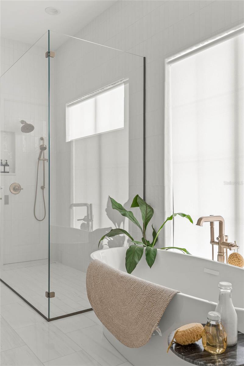 CHARMONT - Residential