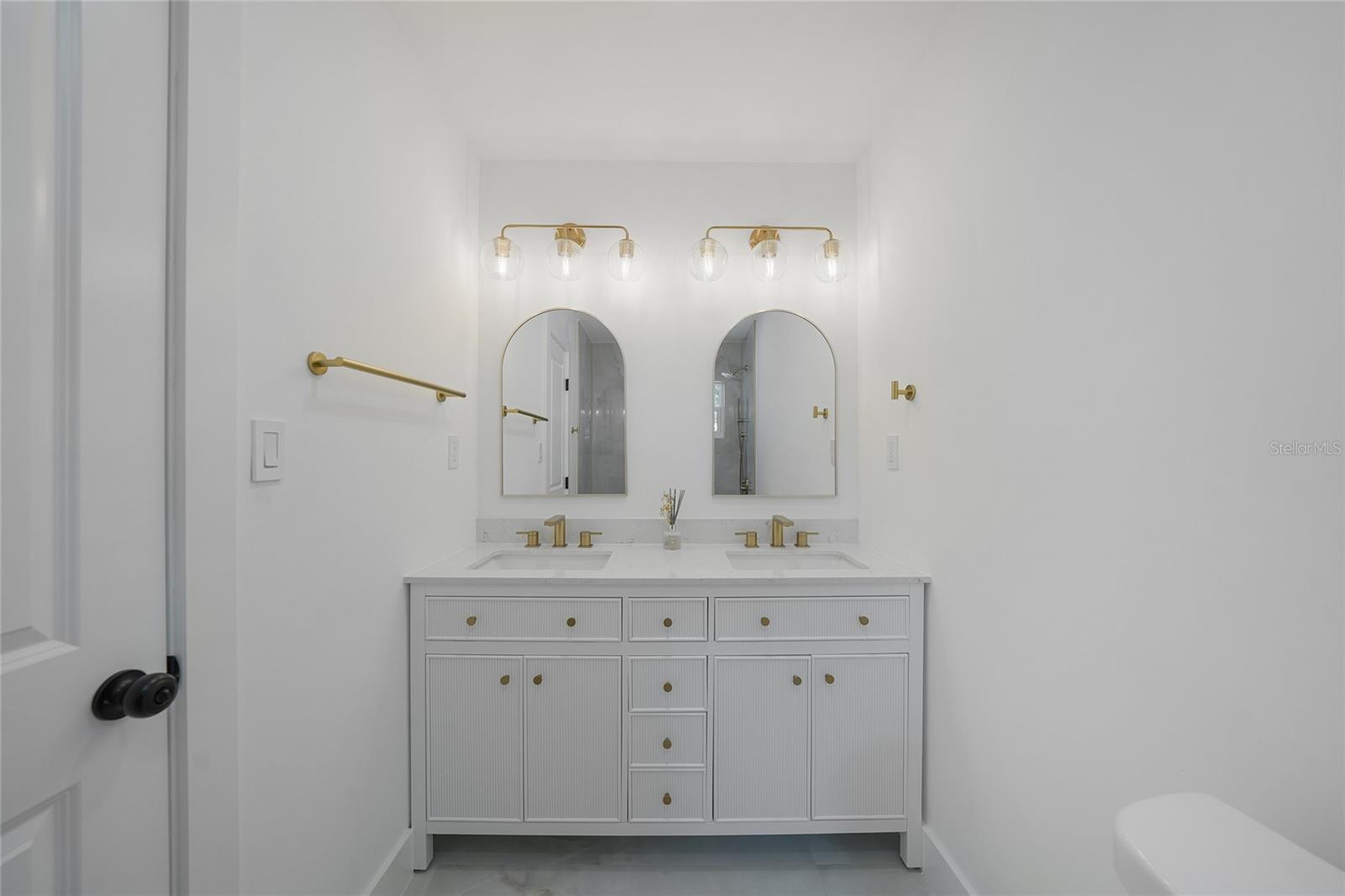 HRBR HEIGHTS - Residential