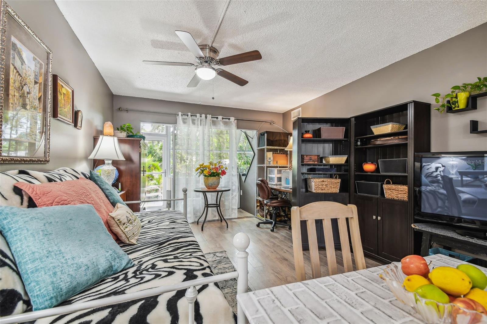 2005 GREENBRIAR BOULEVARD 2
