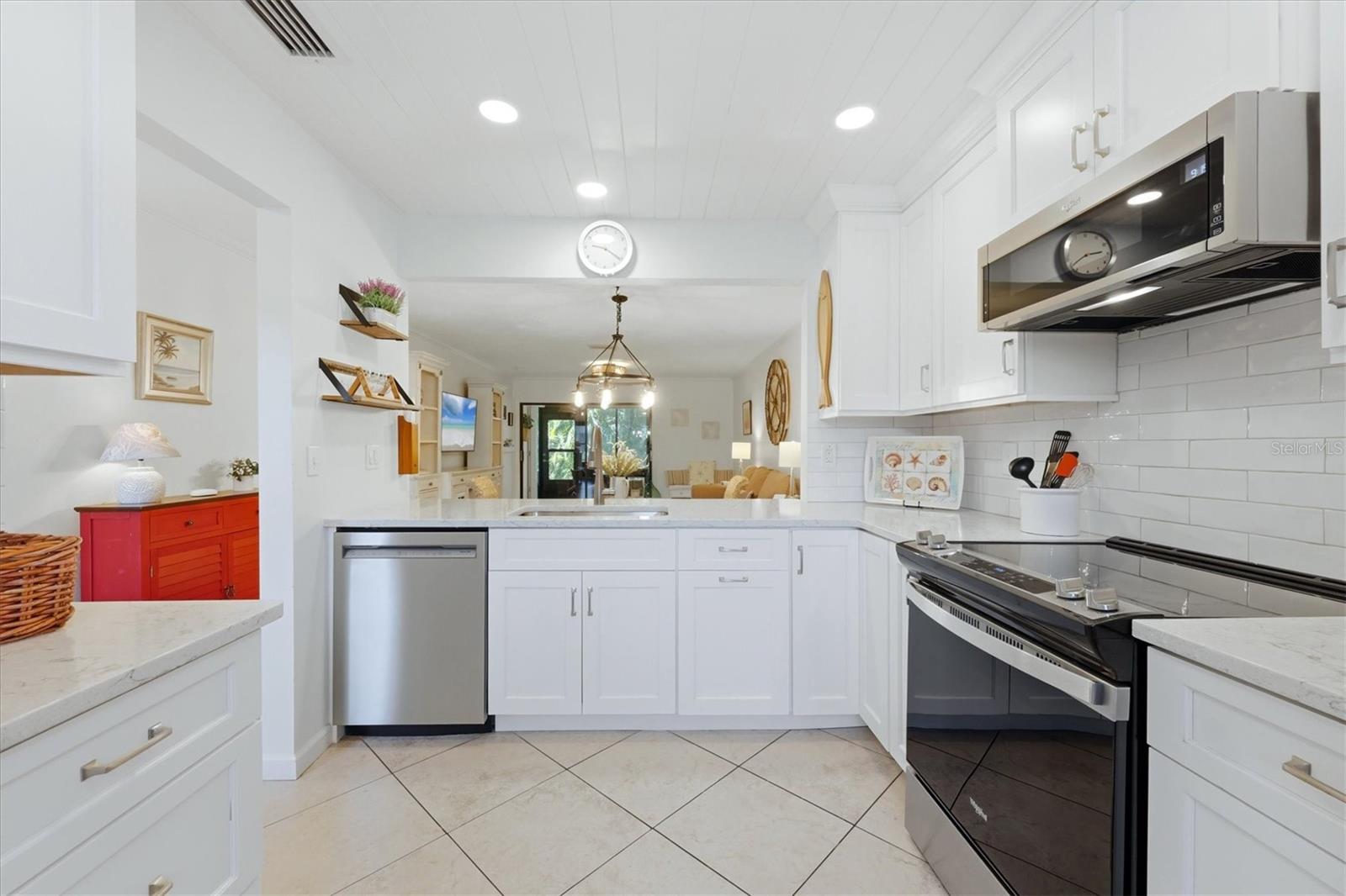 106 JOSE GASPAR DRIVE 106