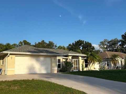 A home in NORTH PORT