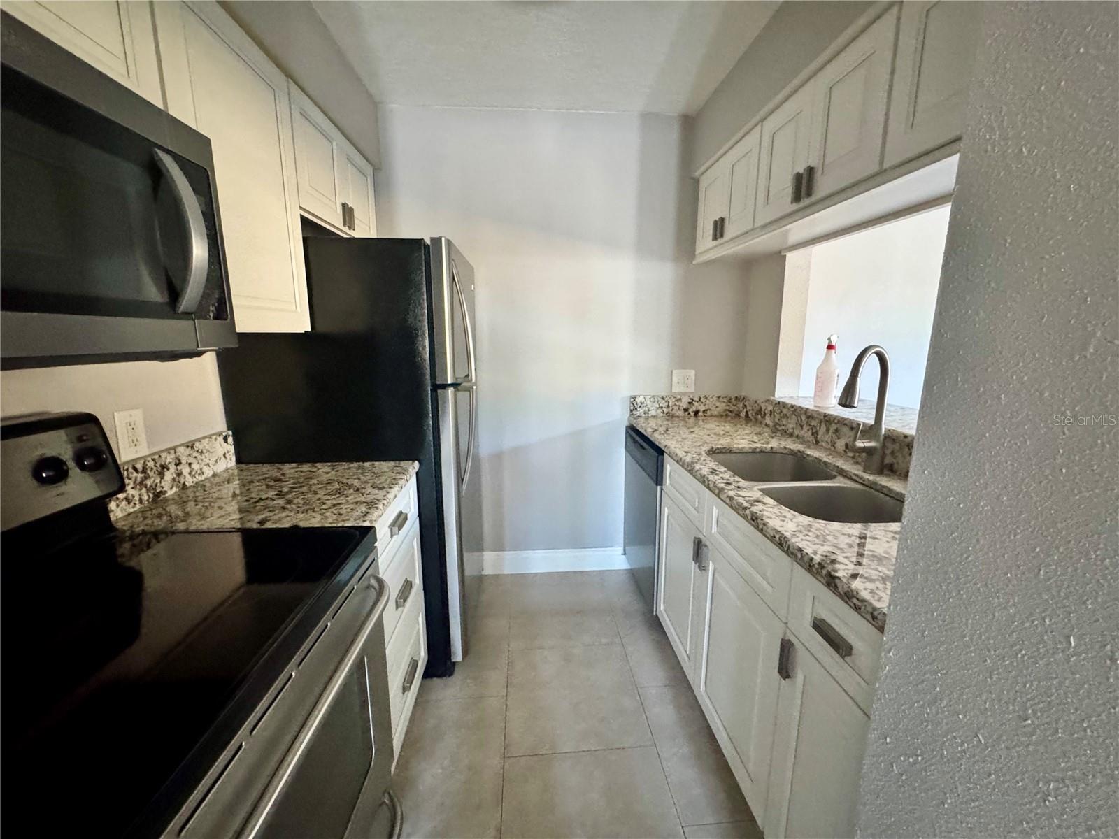 BELLA VISTA ON LAKE - Residential Lease