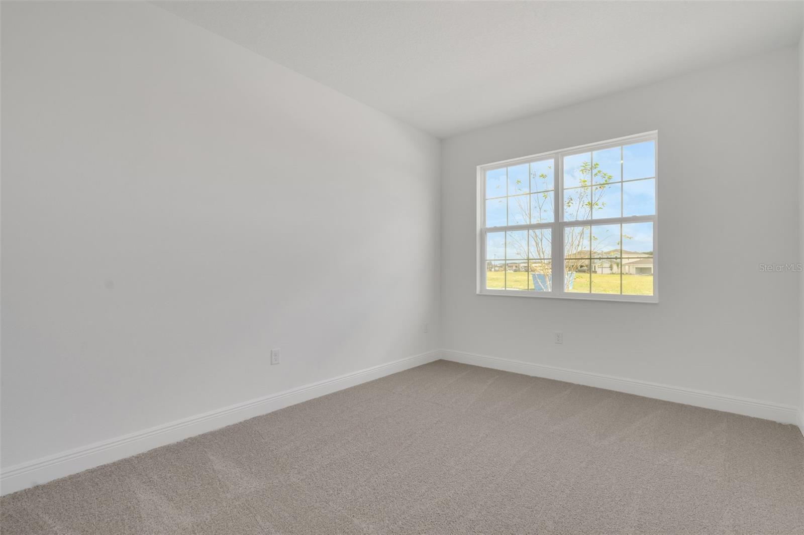 RESERVES AT HAMMOCK OAKS - Residential