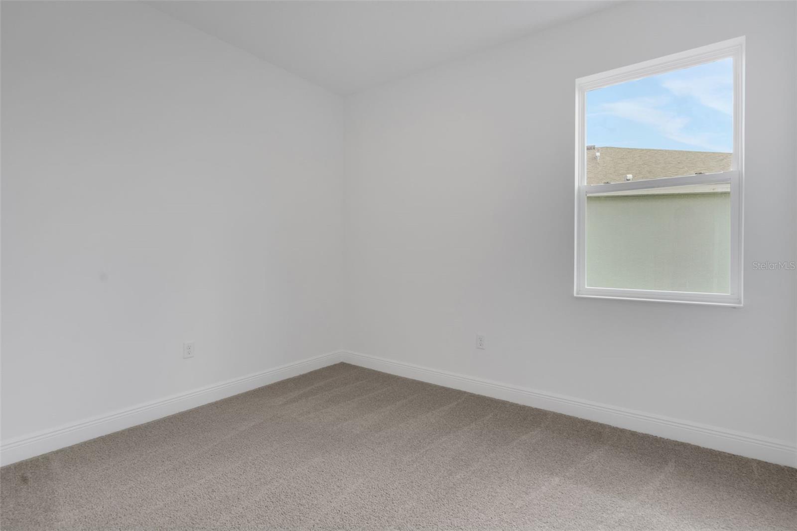 RESERVES AT HAMMOCK OAKS - Residential