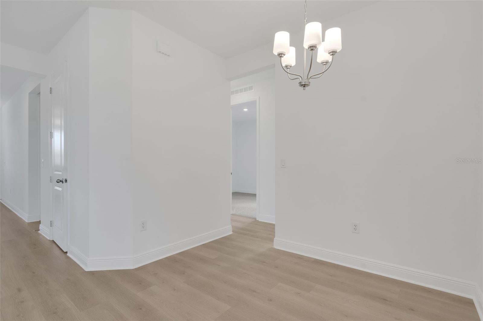 RESERVES AT HAMMOCK OAKS - Residential