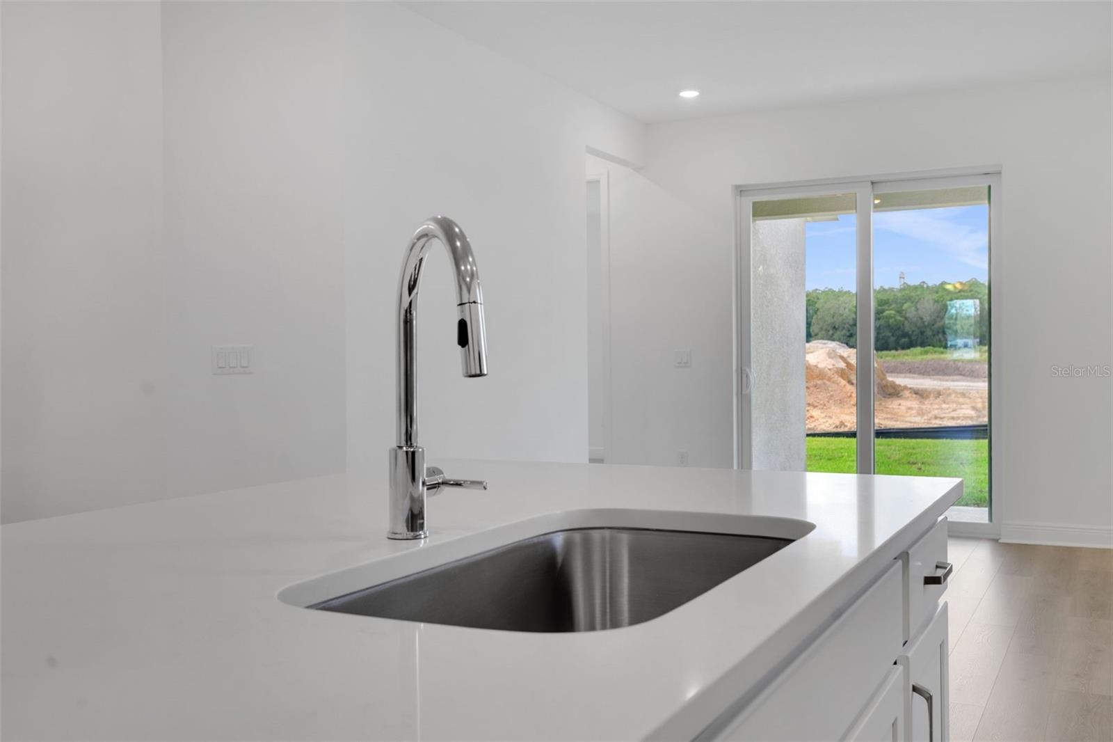 RESERVES AT HAMMOCK OAKS - Residential