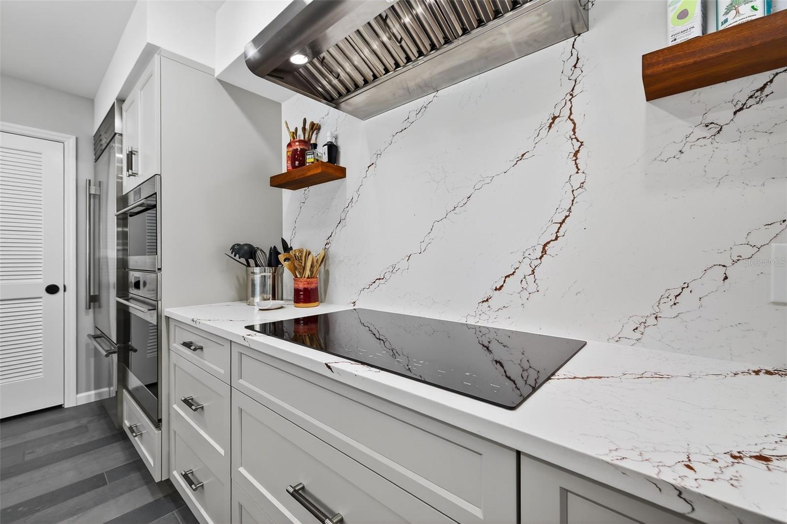 BAY CREST PARK - Residential