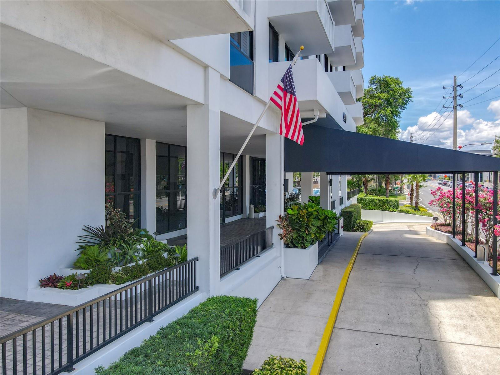 400 E COLONIAL DRIVE 1501