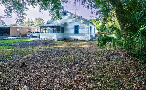 A home in SARASOTA