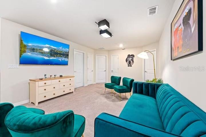 WINDSOR ISLAND RESIDENCE PH 2B - Residential