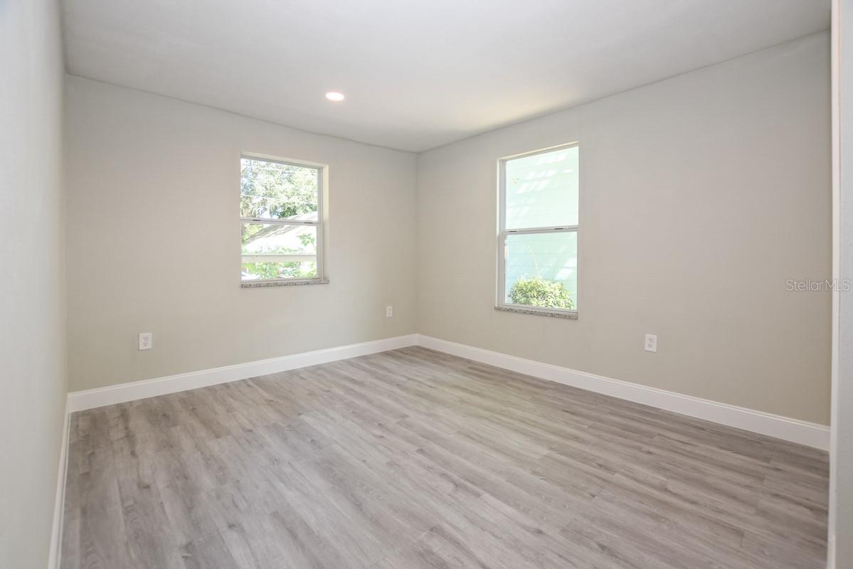 Smiths D P New Smyrna - Residential