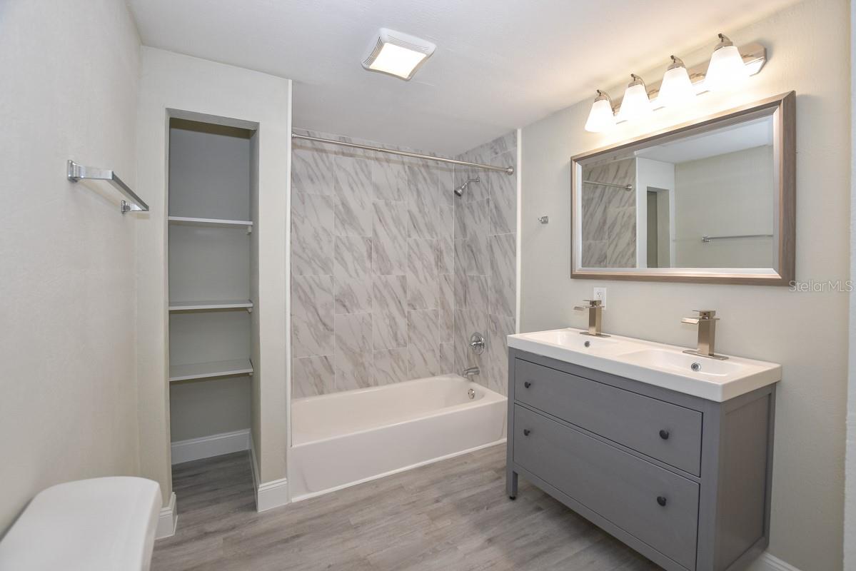 Smiths D P New Smyrna - Residential