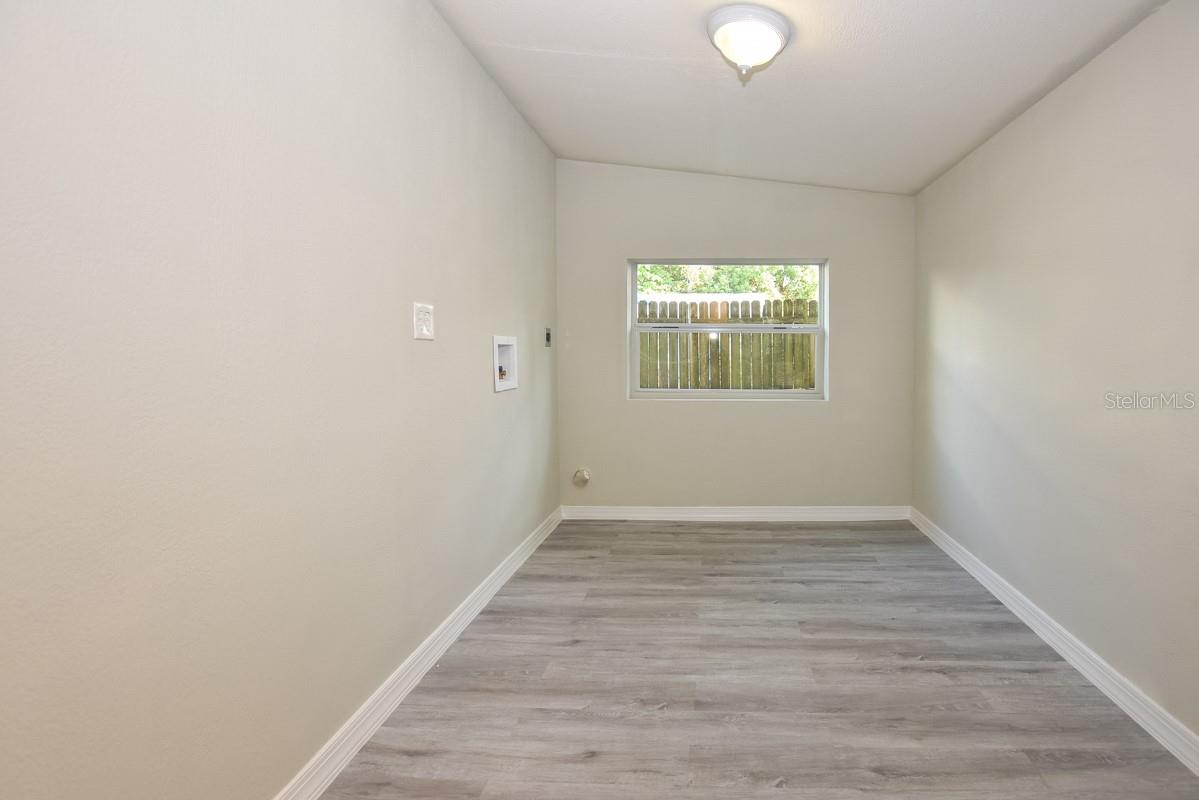 Smiths D P New Smyrna - Residential