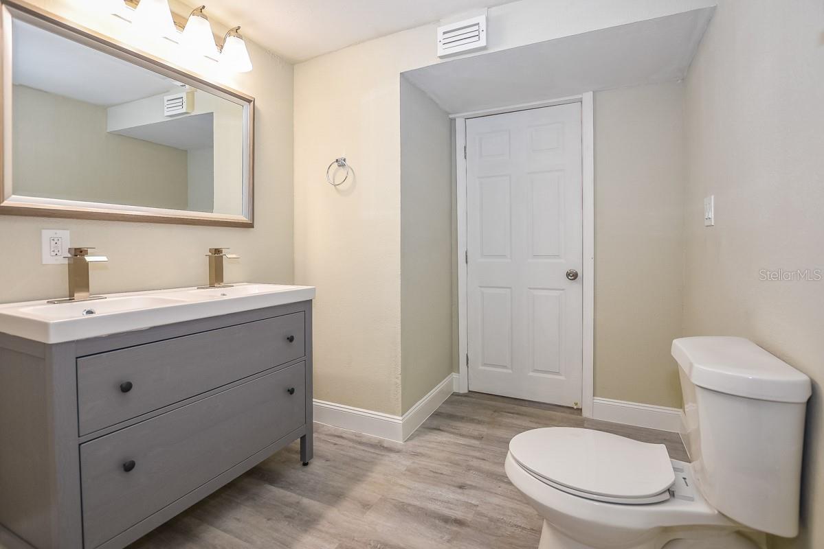 Smiths D P New Smyrna - Residential