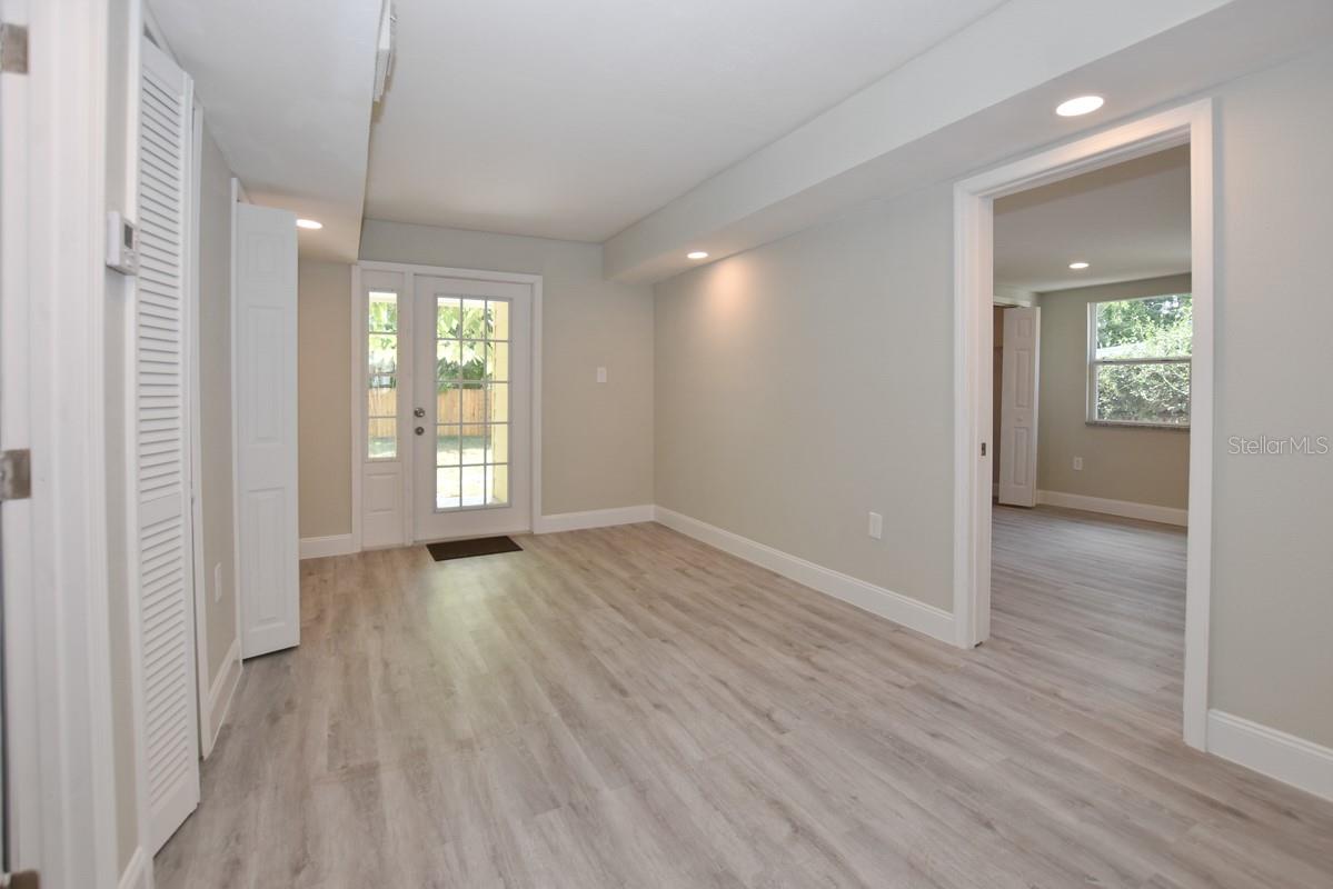 Smiths D P New Smyrna - Residential