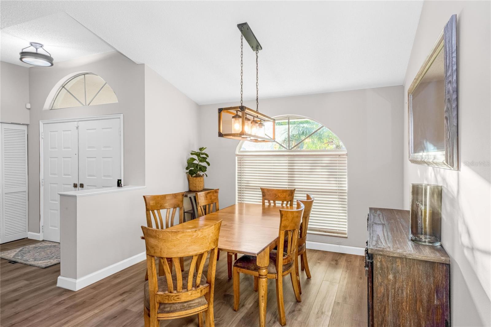 5495 CYNTHIA LANE