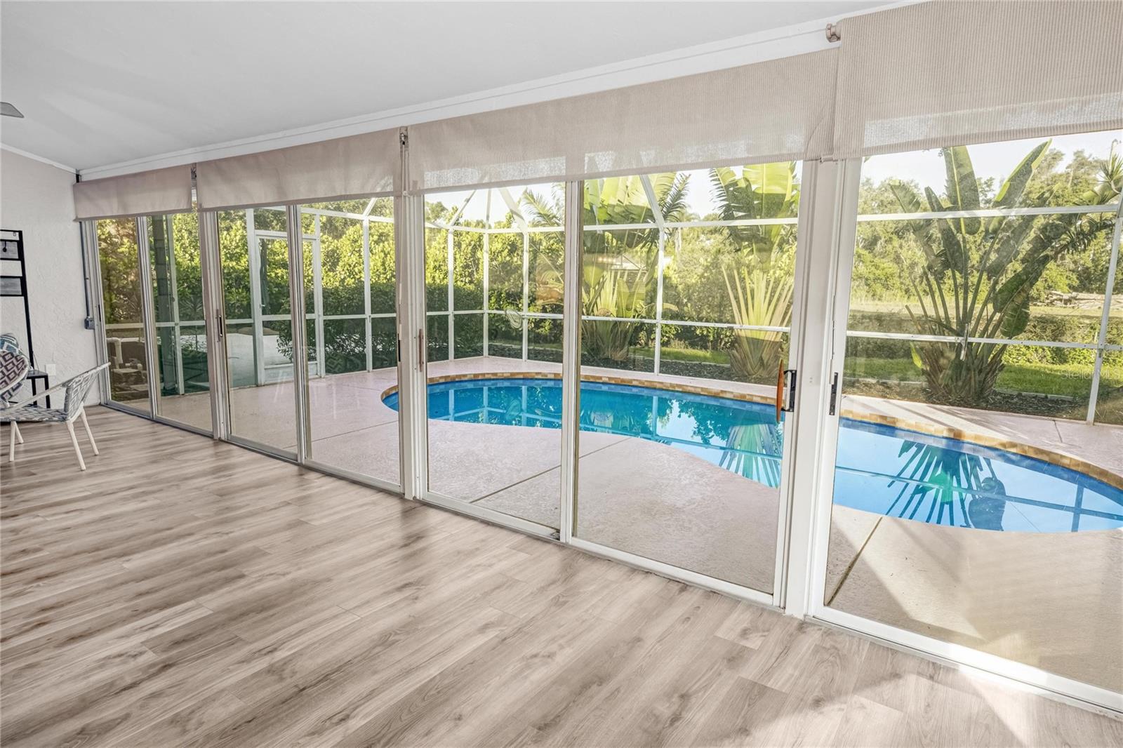 DEER HOLLOW - Residential