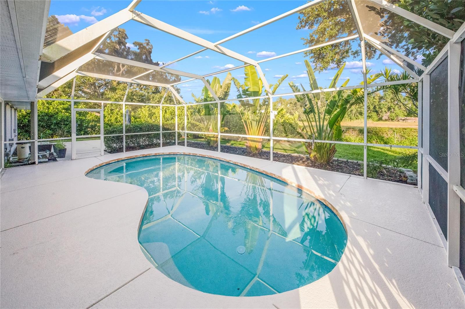 DEER HOLLOW - Residential