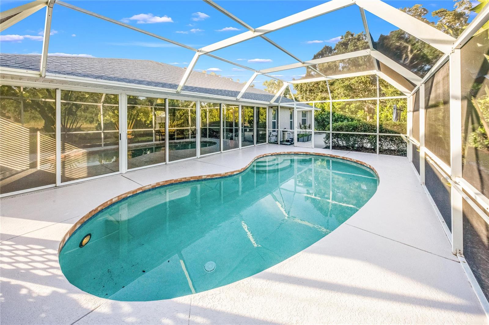 DEER HOLLOW - Residential