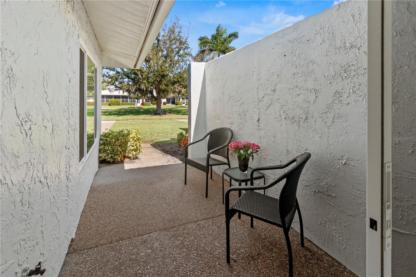 VILLAGE GREEN OF BRADENTON SC 7 - Residential