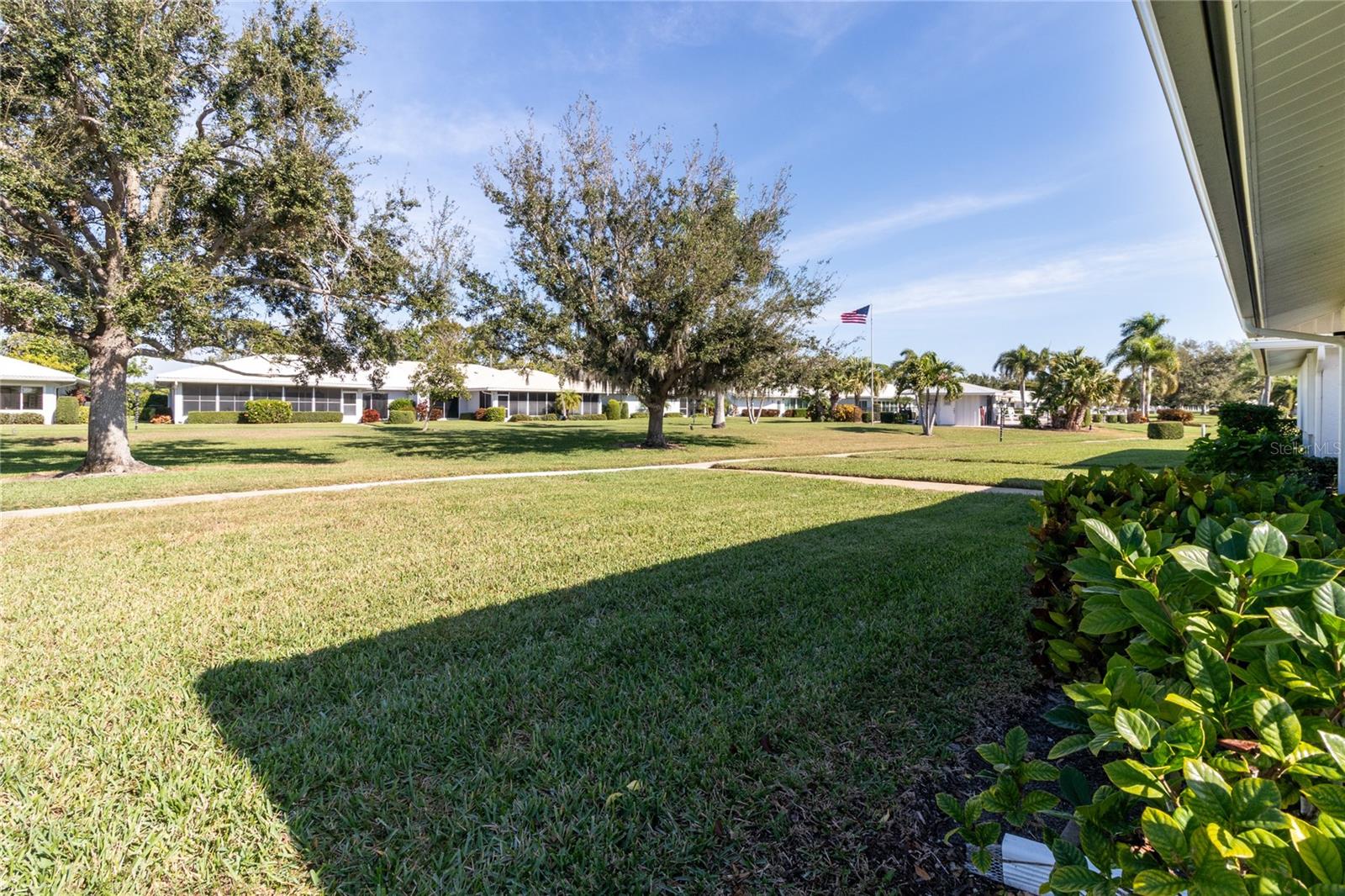 VILLAGE GREEN OF BRADENTON SC 7 - Residential