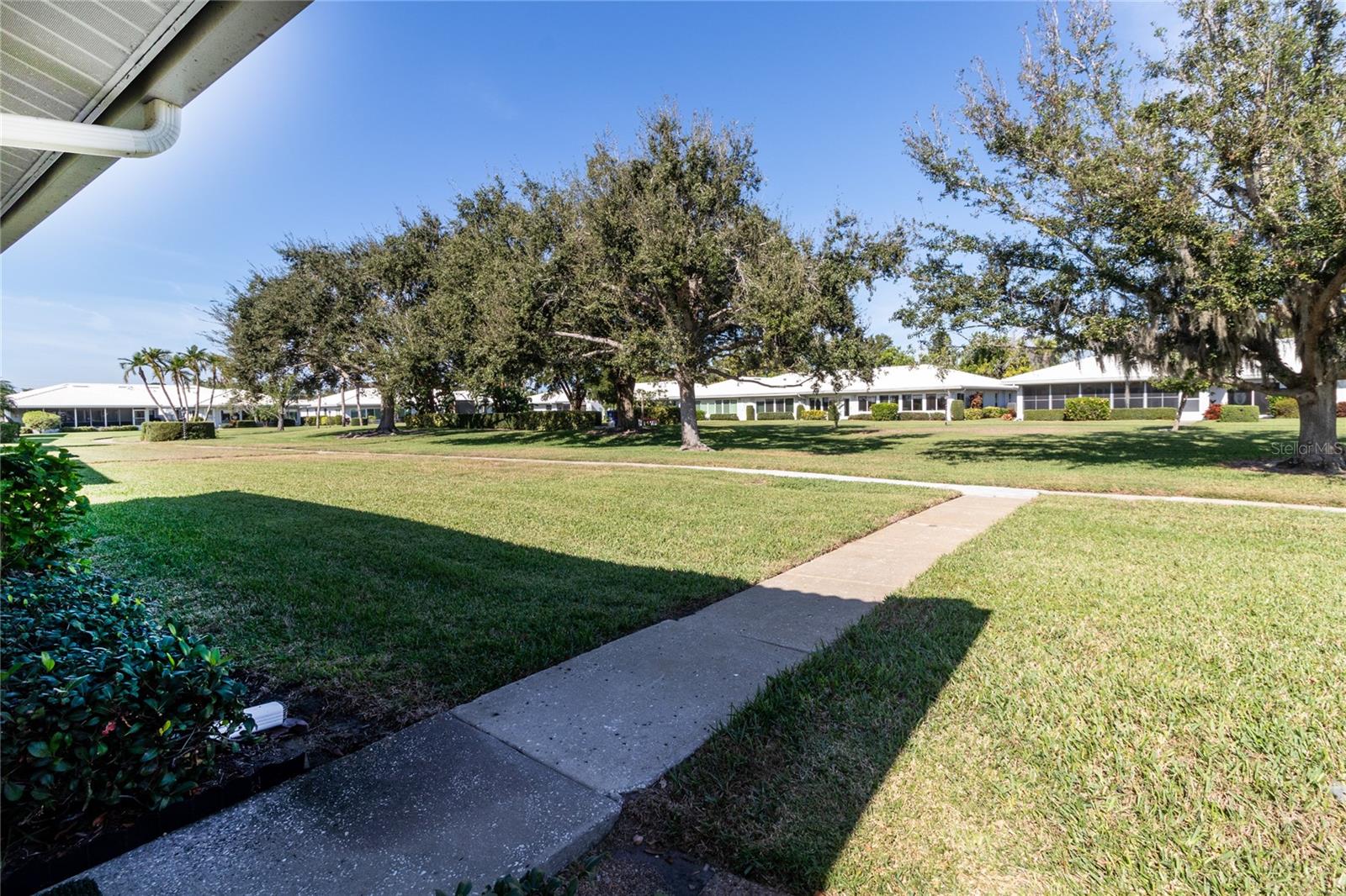 VILLAGE GREEN OF BRADENTON SC 7 - Residential