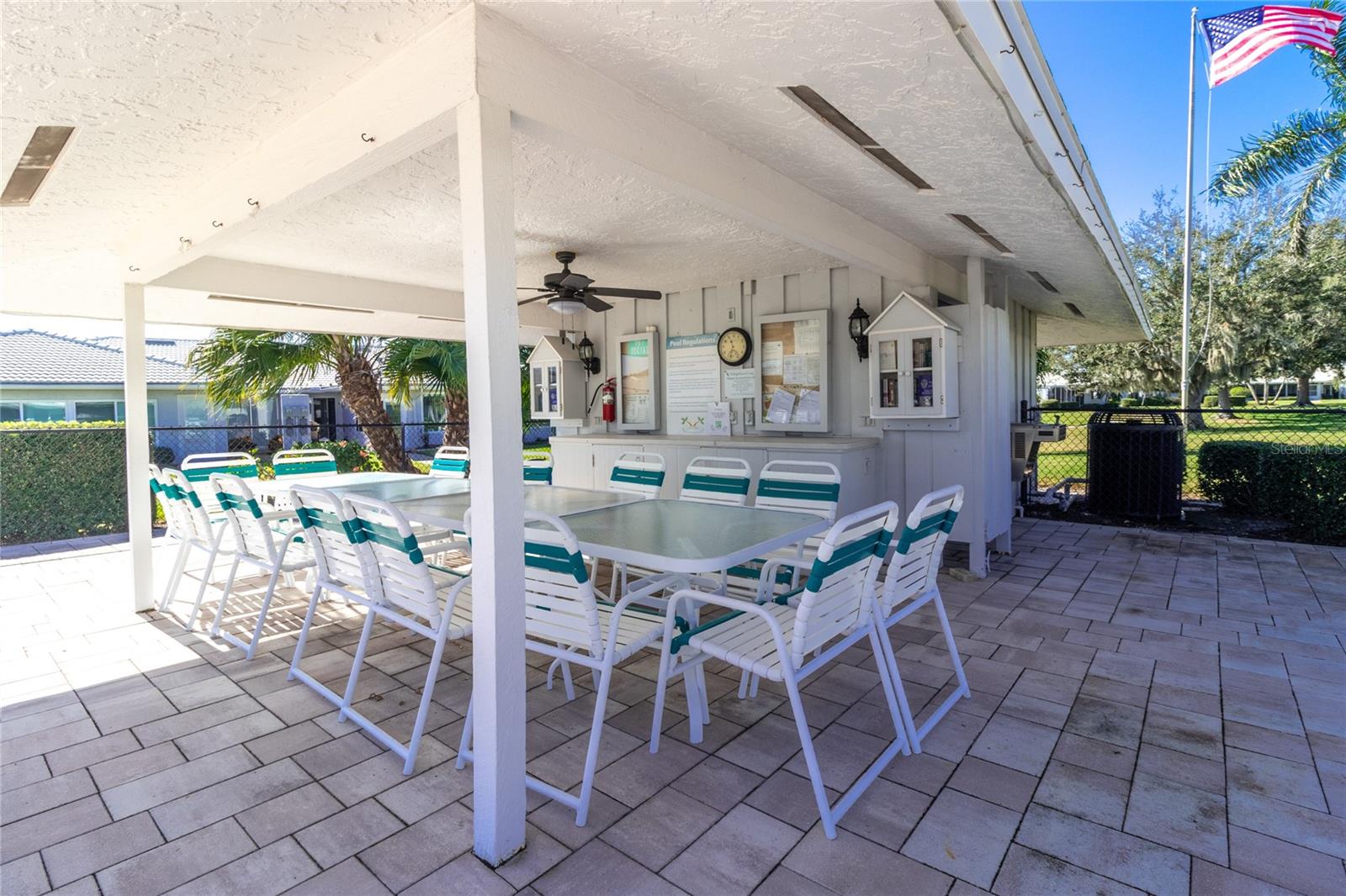 VILLAGE GREEN OF BRADENTON SC 7 - Residential