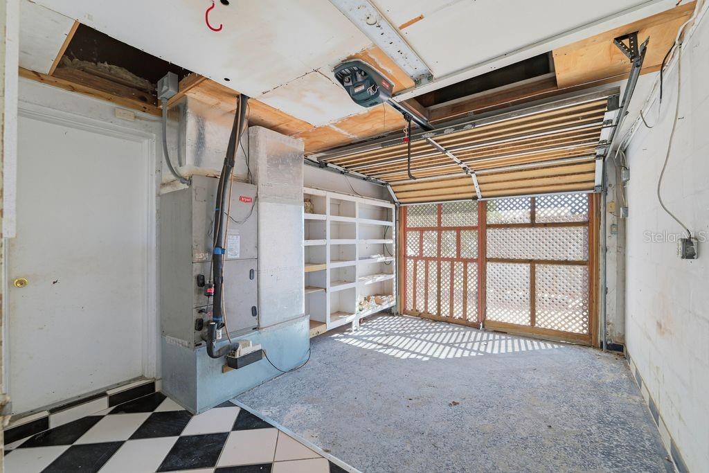 BEACON SQUARE - Residential