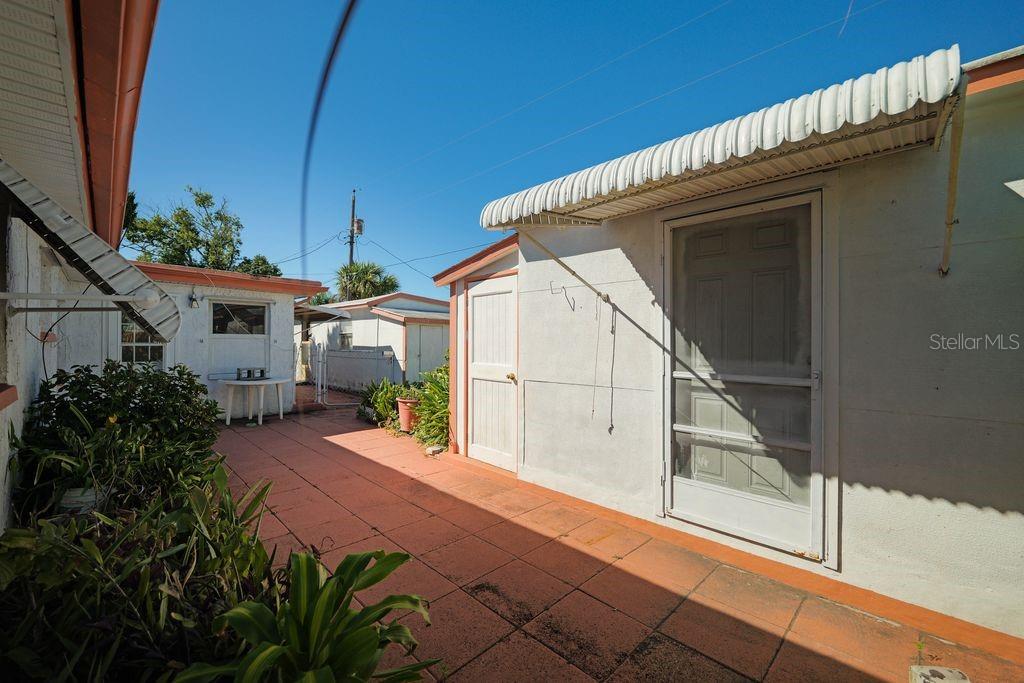 BEACON SQUARE - Residential