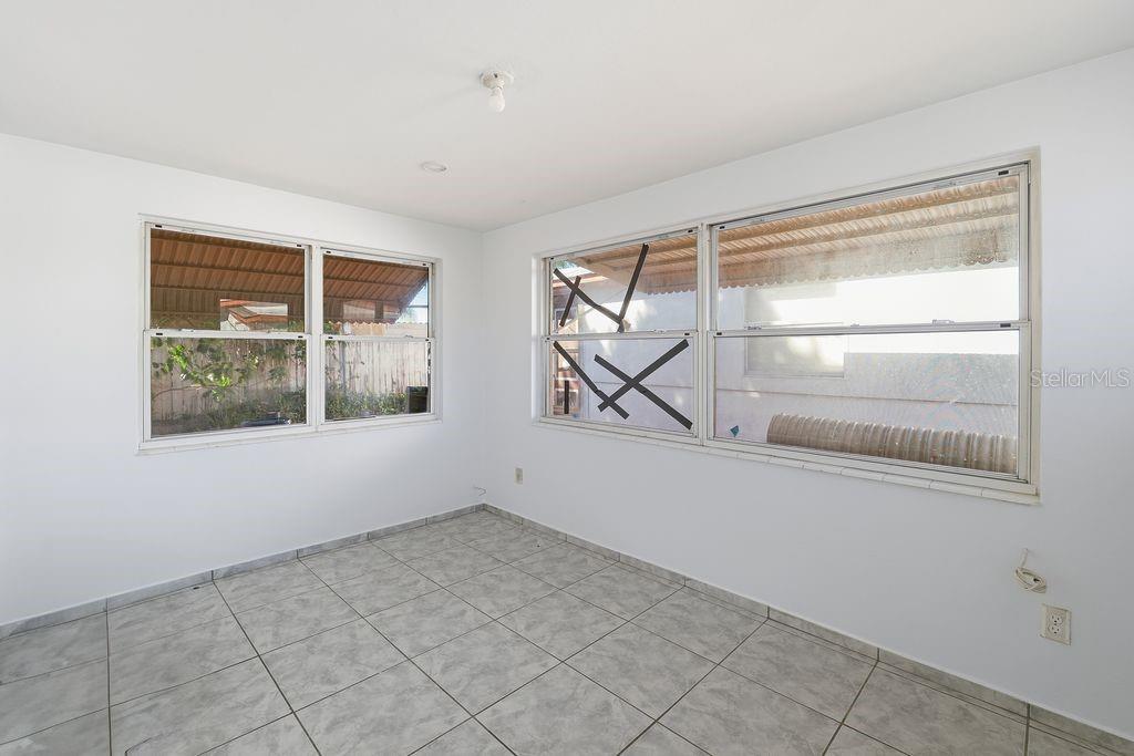 BEACON SQUARE - Residential