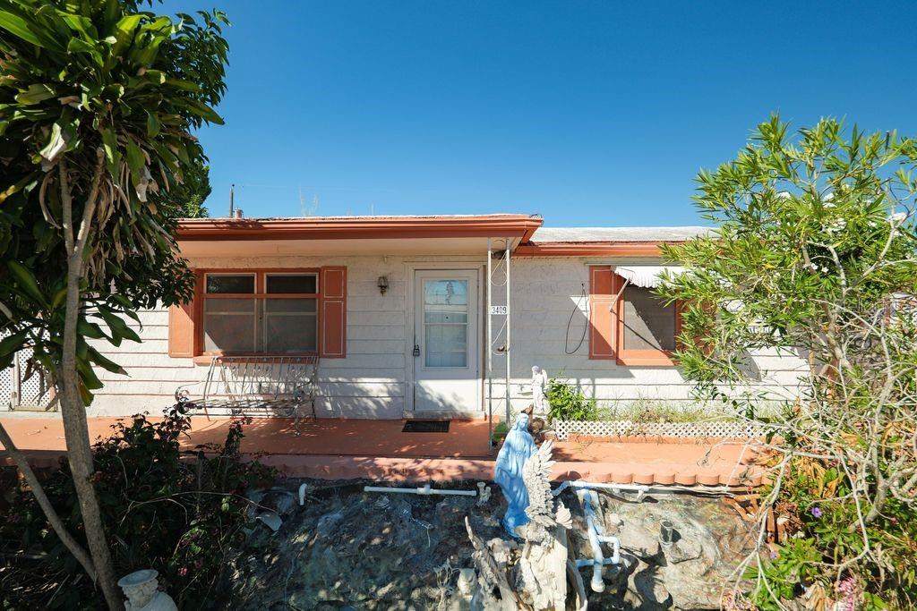 BEACON SQUARE - Residential