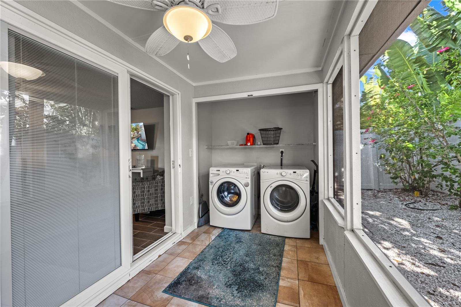 POINT O ROCKS TERRACE ADD - Residential Income